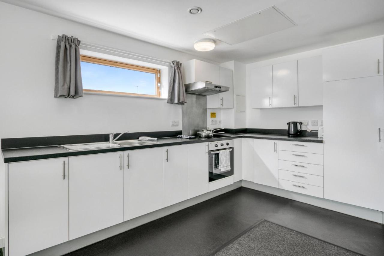 Central Single Room With Shared Kitchen In Luton Luton  Luaran gambar
