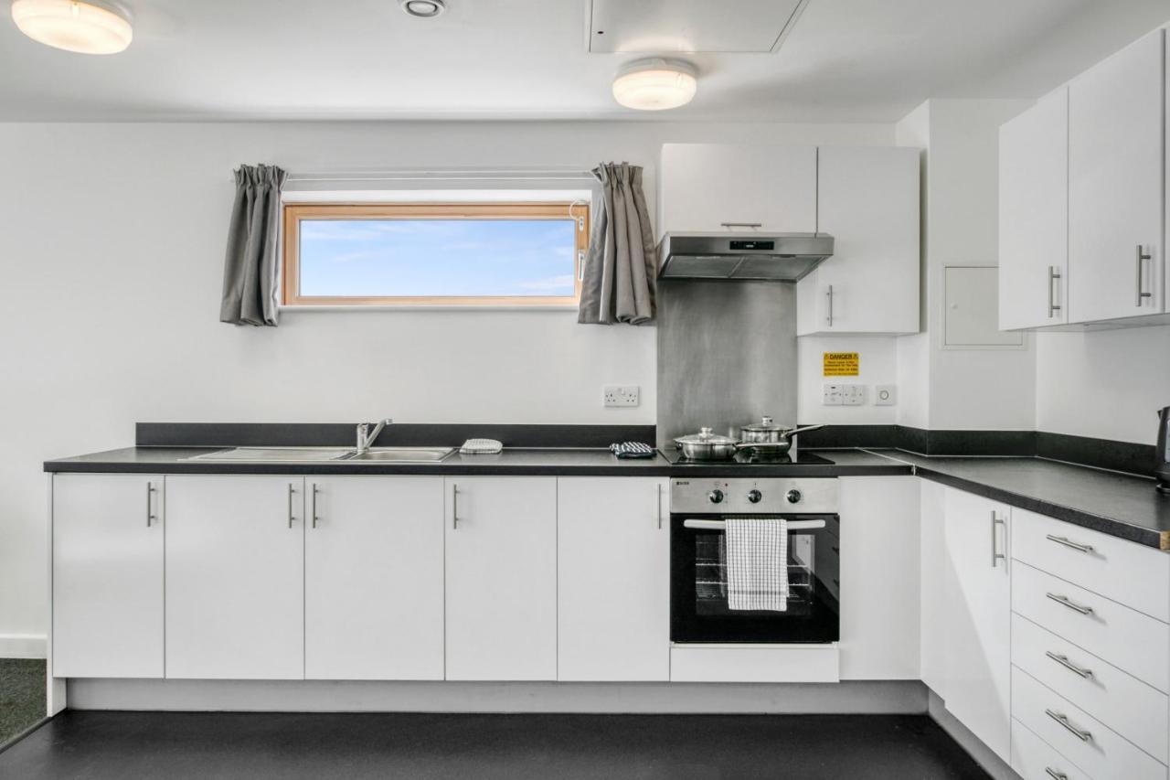 Central Single Room With Shared Kitchen In Luton Luton  Luaran gambar